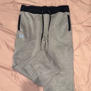 Under armor sweats